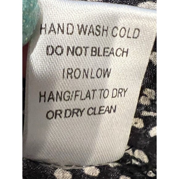 NWT ODDY embroidered Floral top tunic blouse Top Bohemian Flowy Style size Large - Picture 7 of 7